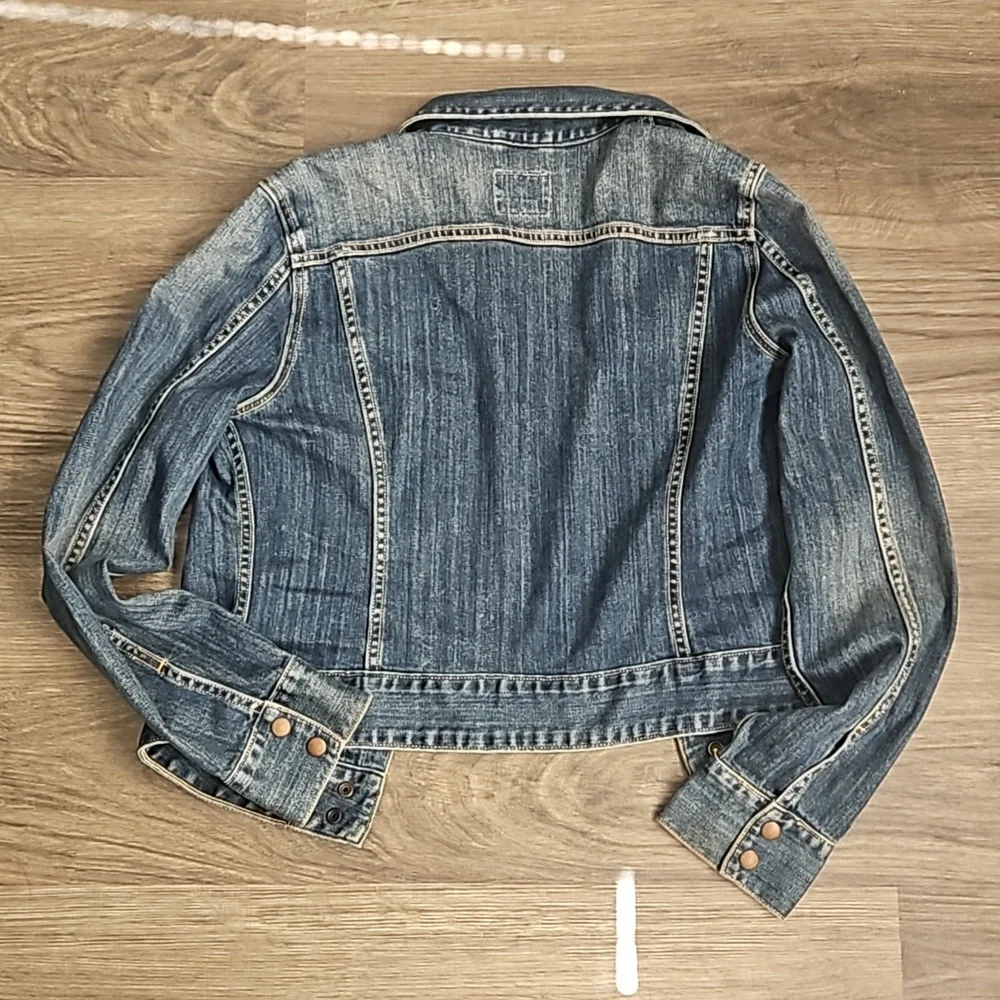 🍀Lucky Brand Denim Jacket 🍀 - Picture 3 of 5